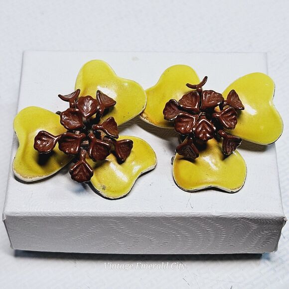 Vtg Poppy Flower Earrings Studs Clip-on Metal Enameled Retro 3d Yellow & Brown - Picture 4 of 9